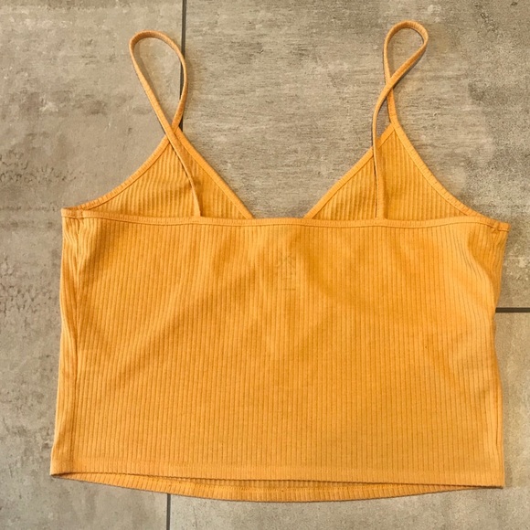 🤩SOLD🤩 Cropped Yellow Tank - Picture 3 of 4